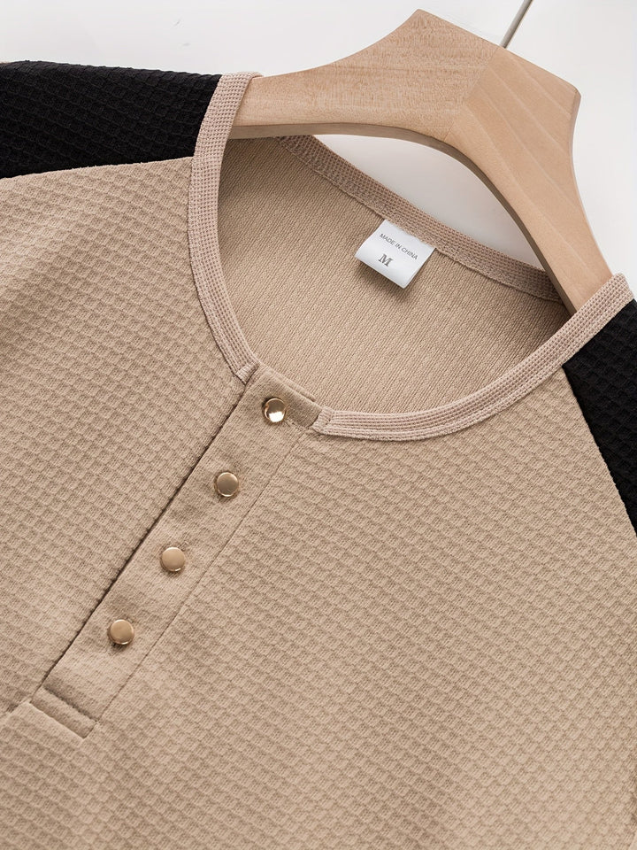 Curtis | Textured Long-Sleeve Henley