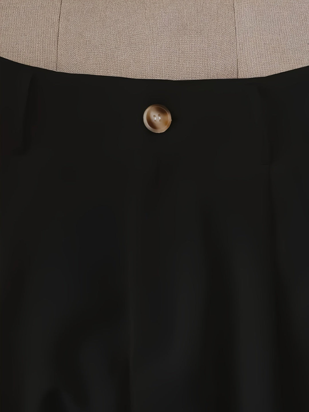 Blythe | Tailored High-Waist Shorts with Belt