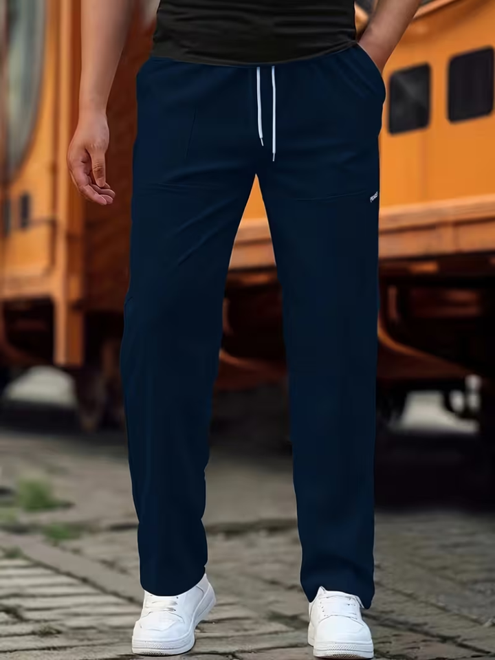 Ryan | Casual Lightweight Straight-Leg Trousers