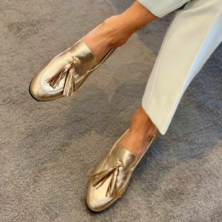 Pearl | Elegant Gold Tassels Loafers