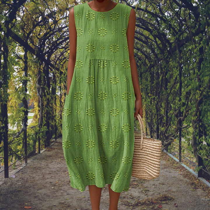 Ruby | Elegant Sleeveless Pocket Dress