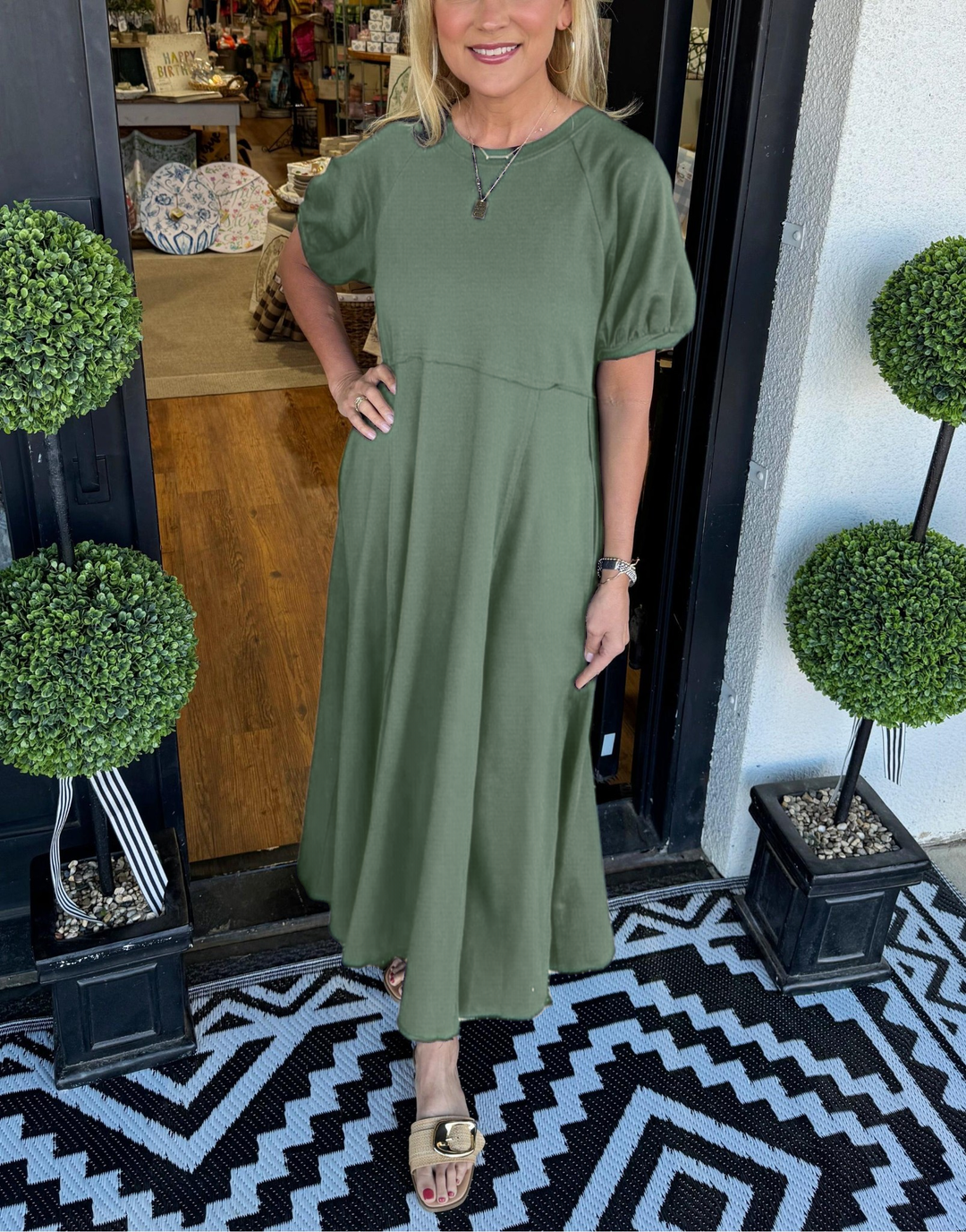 Haisley | Puff Sleeve Round Neck Maxi Dress
