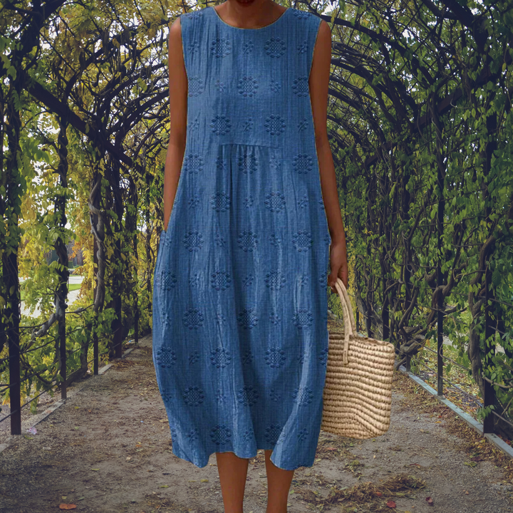 Ruby | Elegant Sleeveless Pocket Dress