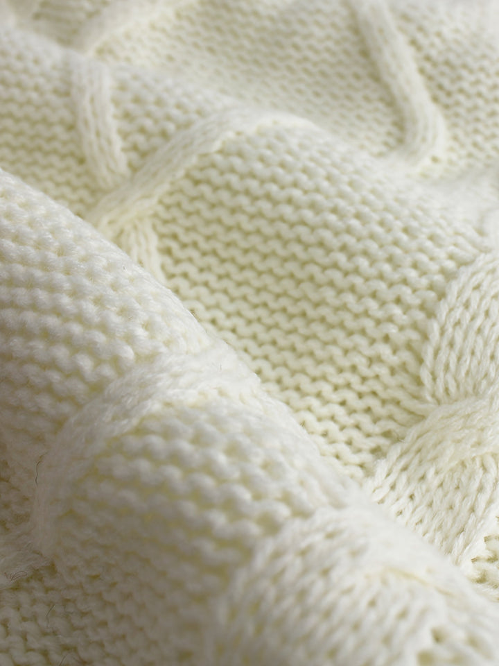 Cora | Cozy Cable-Knit V-Neck Jumper Vest
