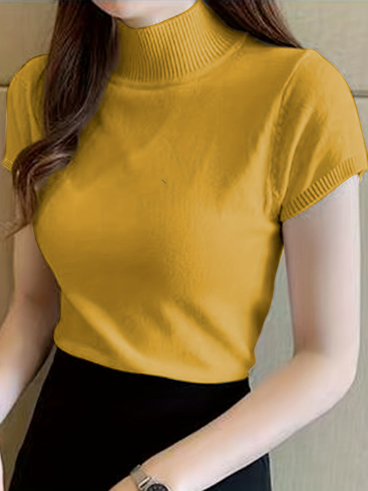 Della | Refined Mock-Neck Top