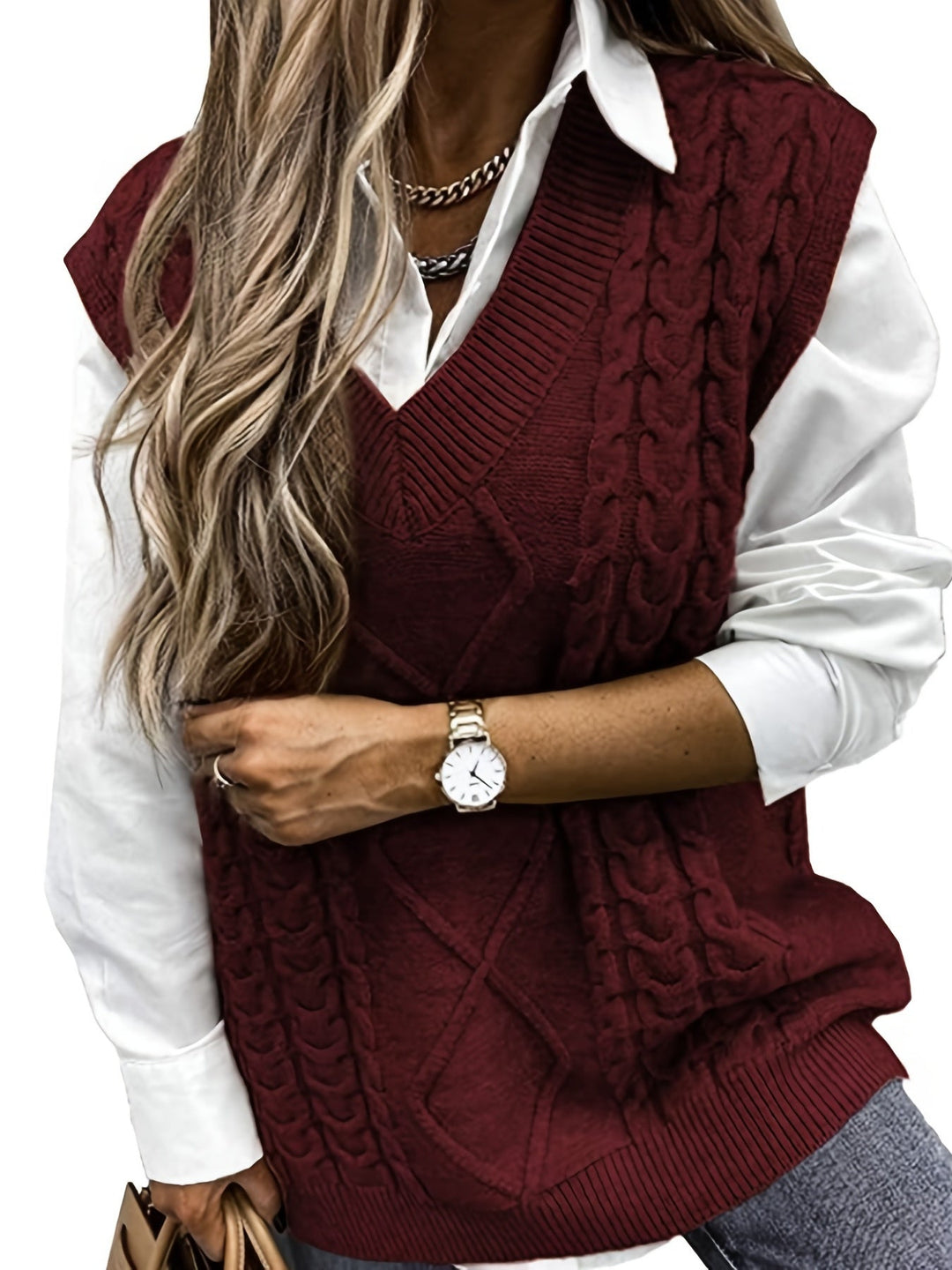 Cora | Cozy Cable-Knit V-Neck Jumper Vest
