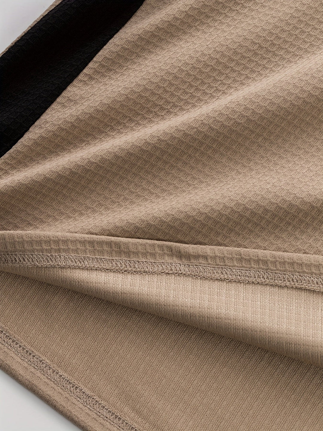 Curtis | Textured Long-Sleeve Henley