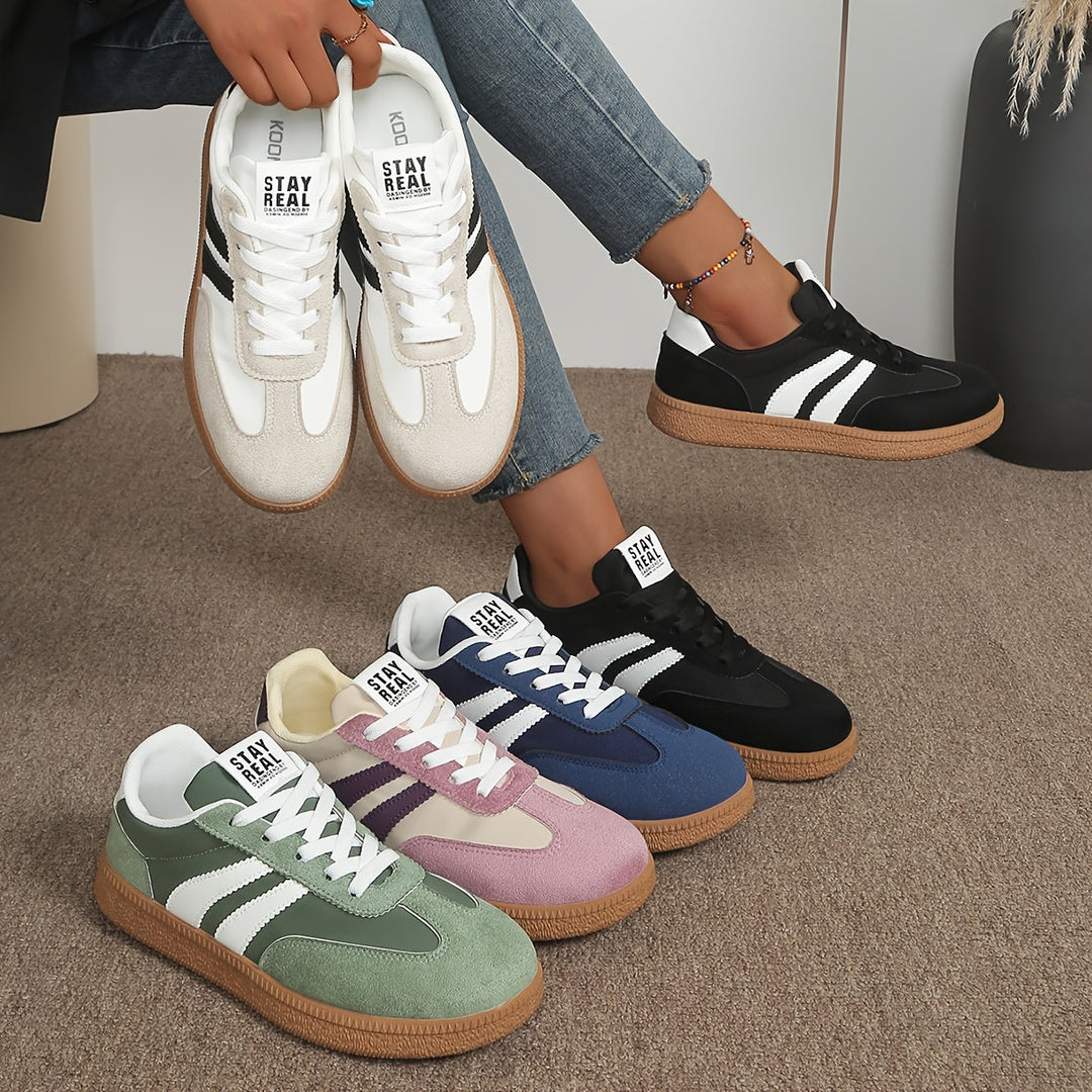 Lena | Classic Lace-Up Sneakers