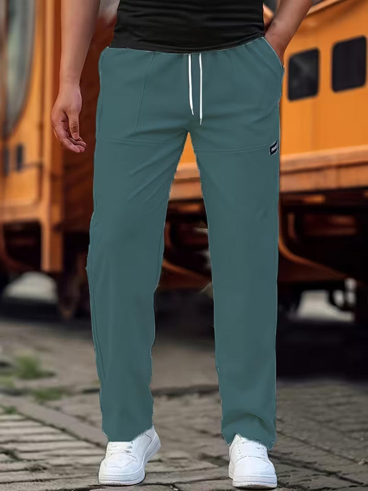 Ryan | Casual Lightweight Straight-Leg Trousers