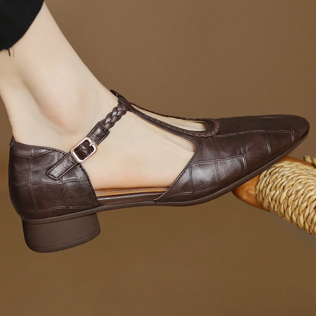 Danielle | Classic Strap Shoes