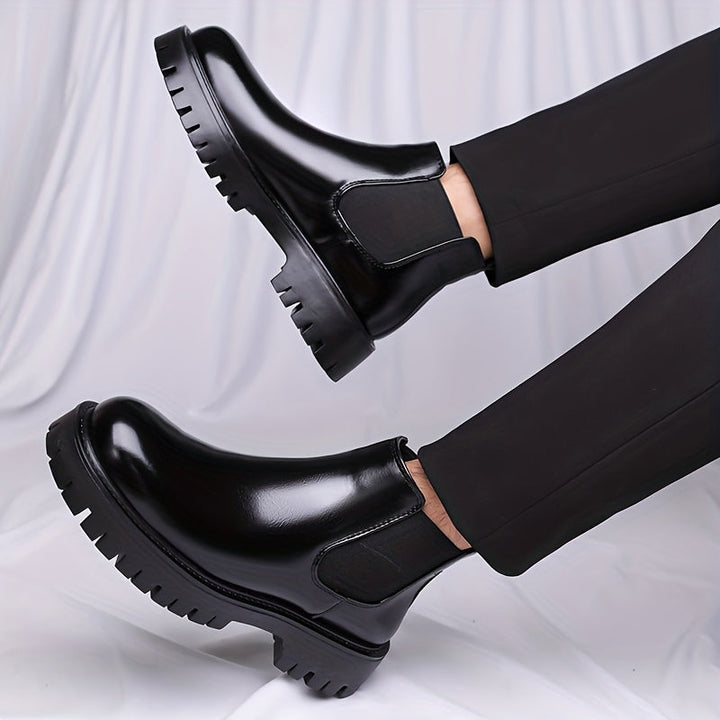 Foster | Rugged-Sole Chelsea Boots