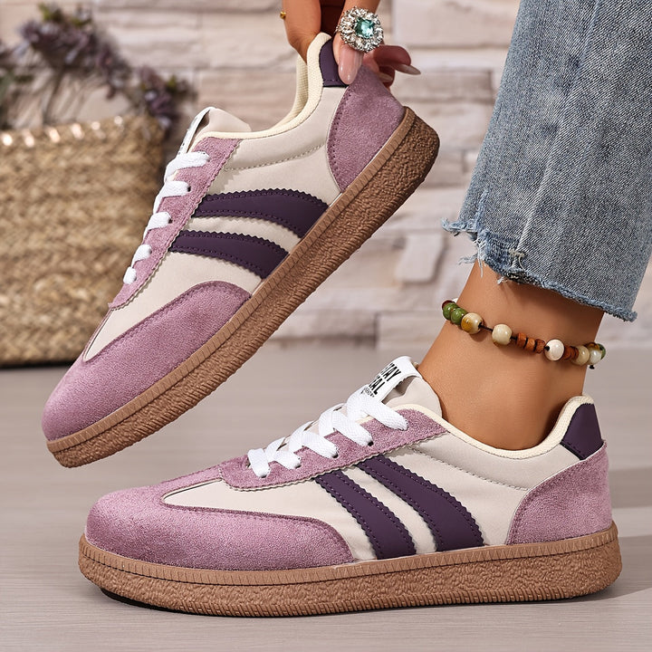 Lena | Classic Lace-Up Sneakers