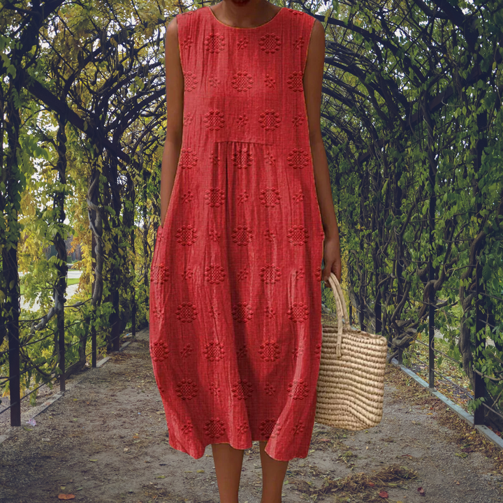 Ruby | Elegant Sleeveless Pocket Dress