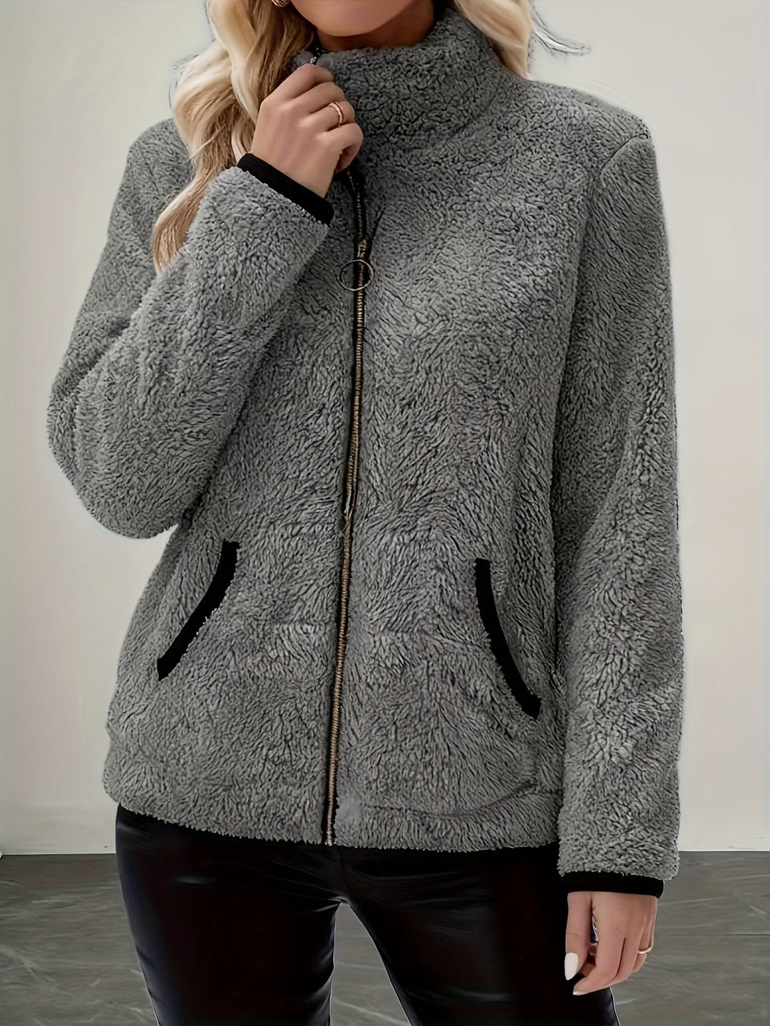 Simone | Cozy Zip-Up Jacket