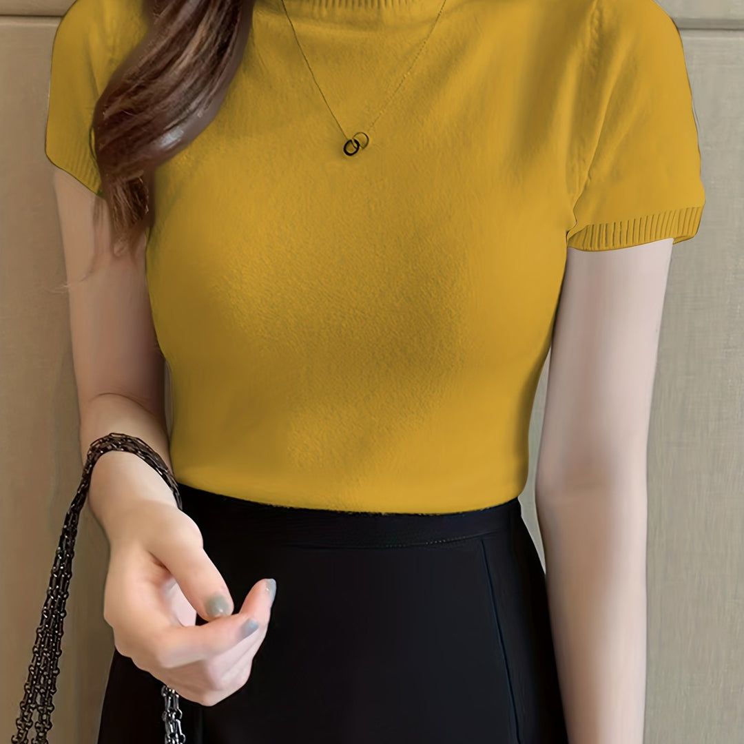 Della | Refined Mock-Neck Top