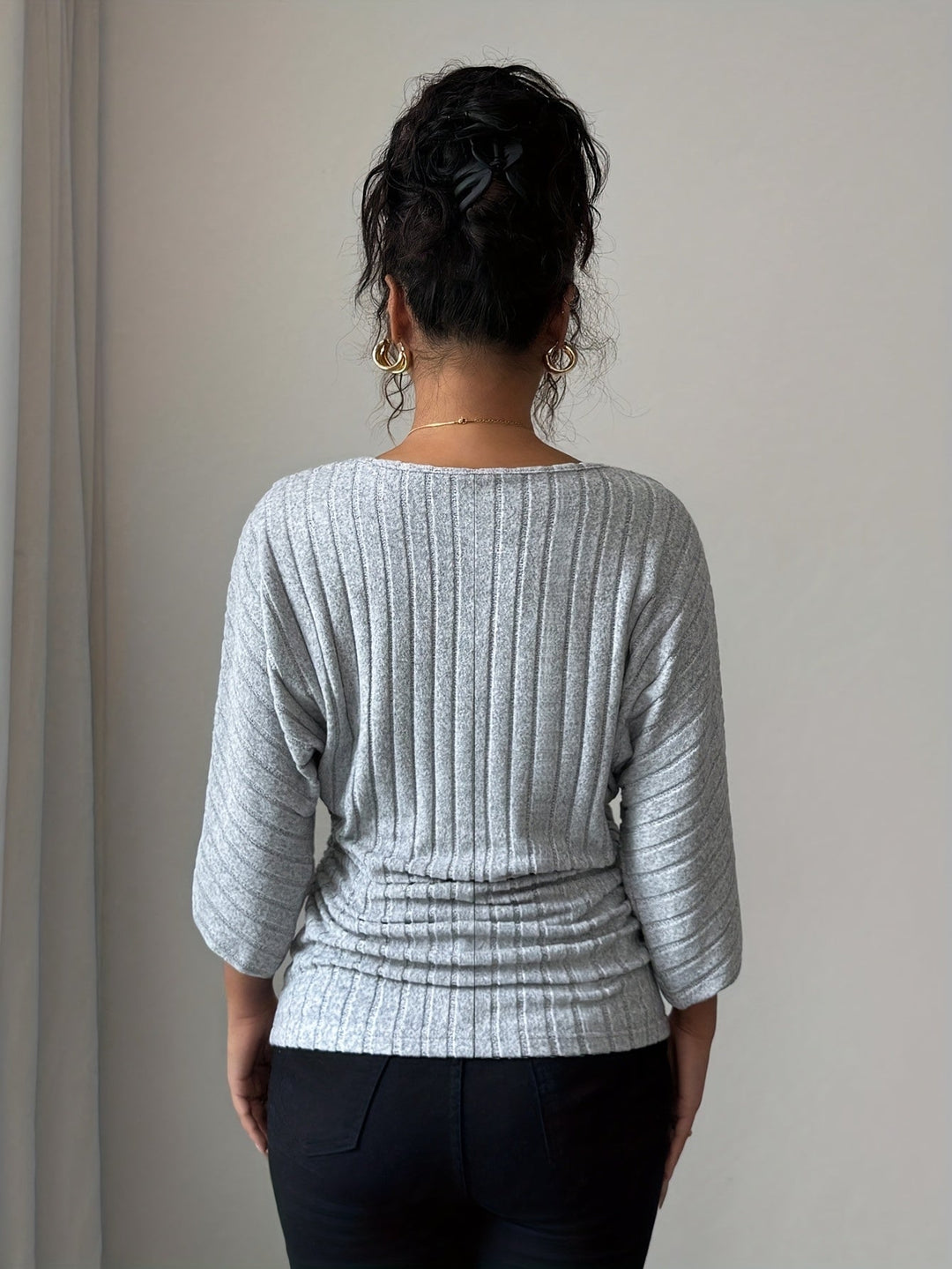 Marianne | Relaxed V-Neck Top
