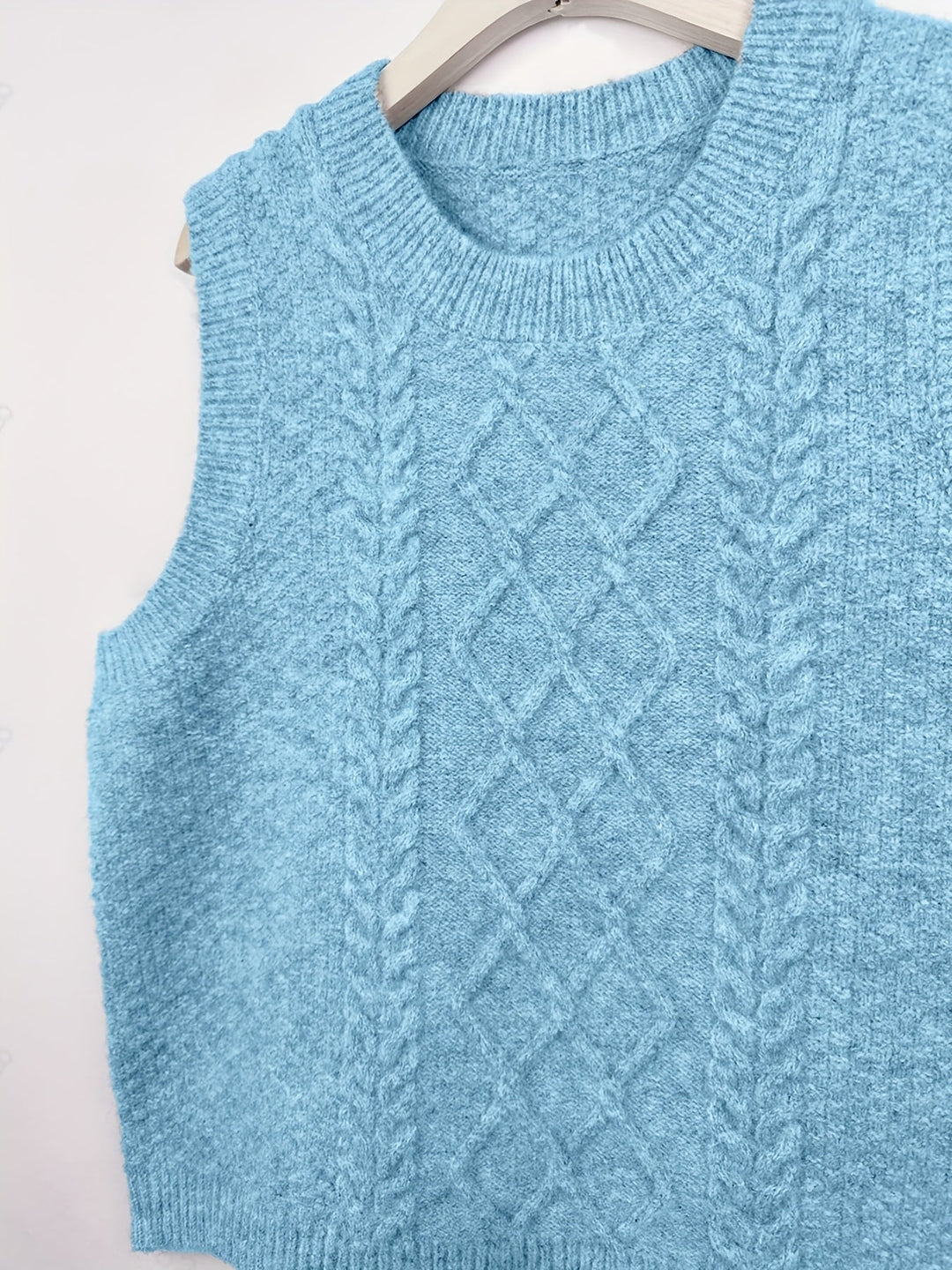 Brooke | Cable-Knit Jumper Vest