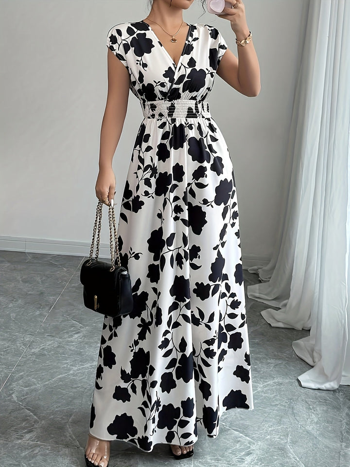 Delilah | Flowing Floral Maxi Dress