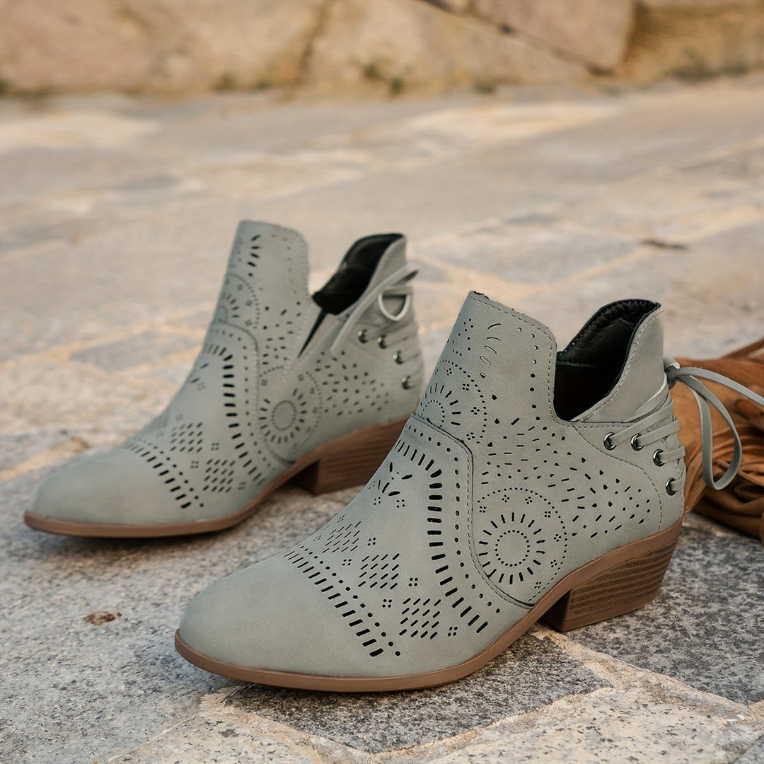 Delia | Cutout Detail Ankle Boots
