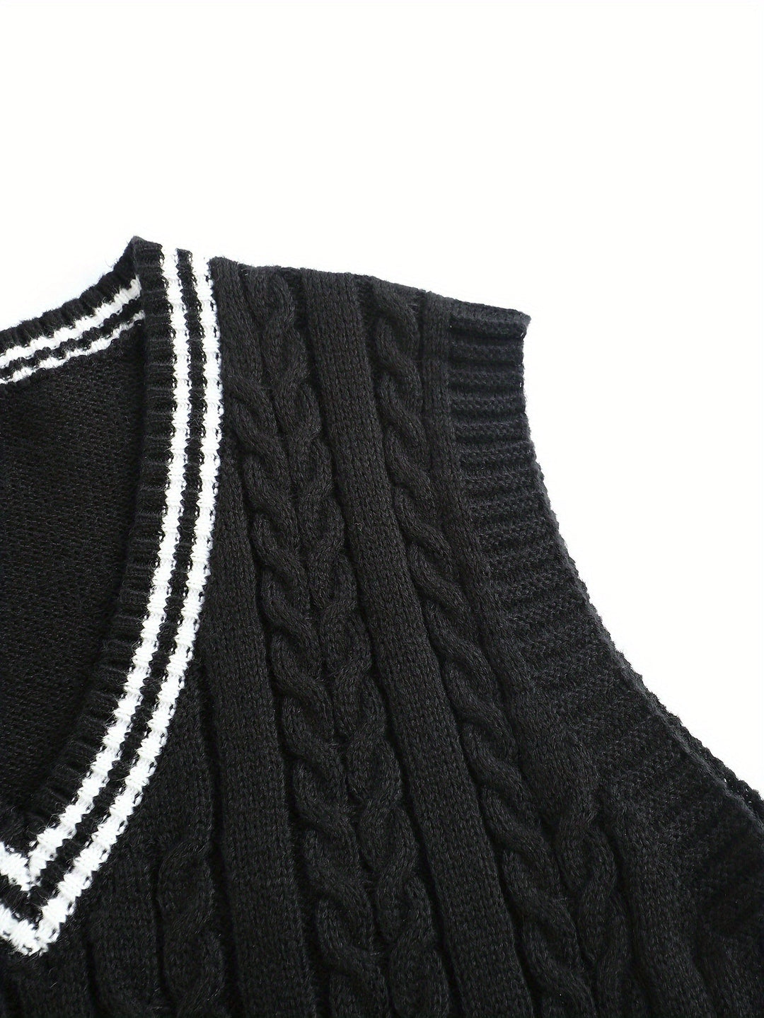 Gideon | Cable-Knit V-Neck Jumper Vest