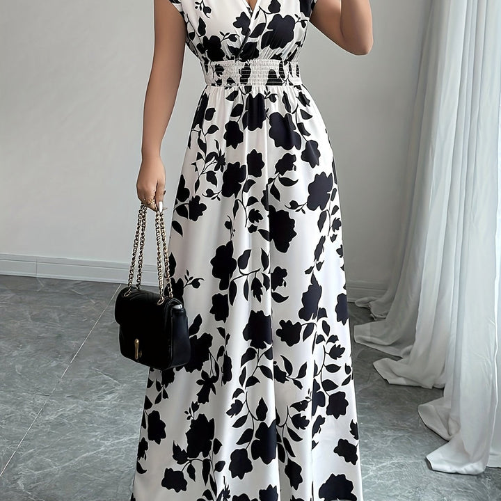 Delilah | Flowing Floral Maxi Dress
