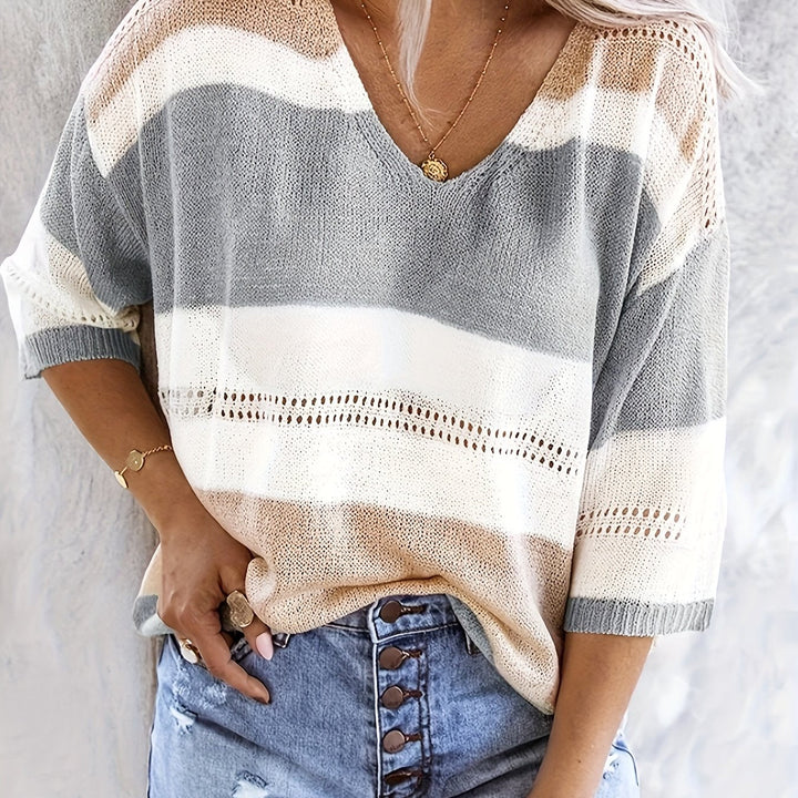 Margot | Relaxed V-Neck Top