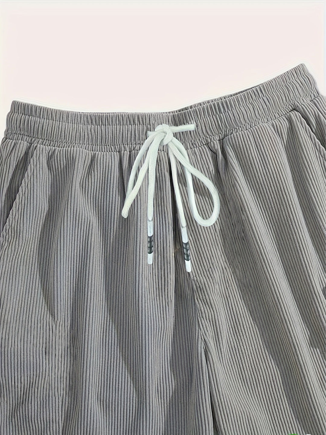 Griffin | Textured Cargo Shorts