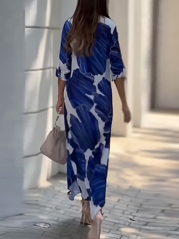 Larissa | Flowing Print Maxi Dress