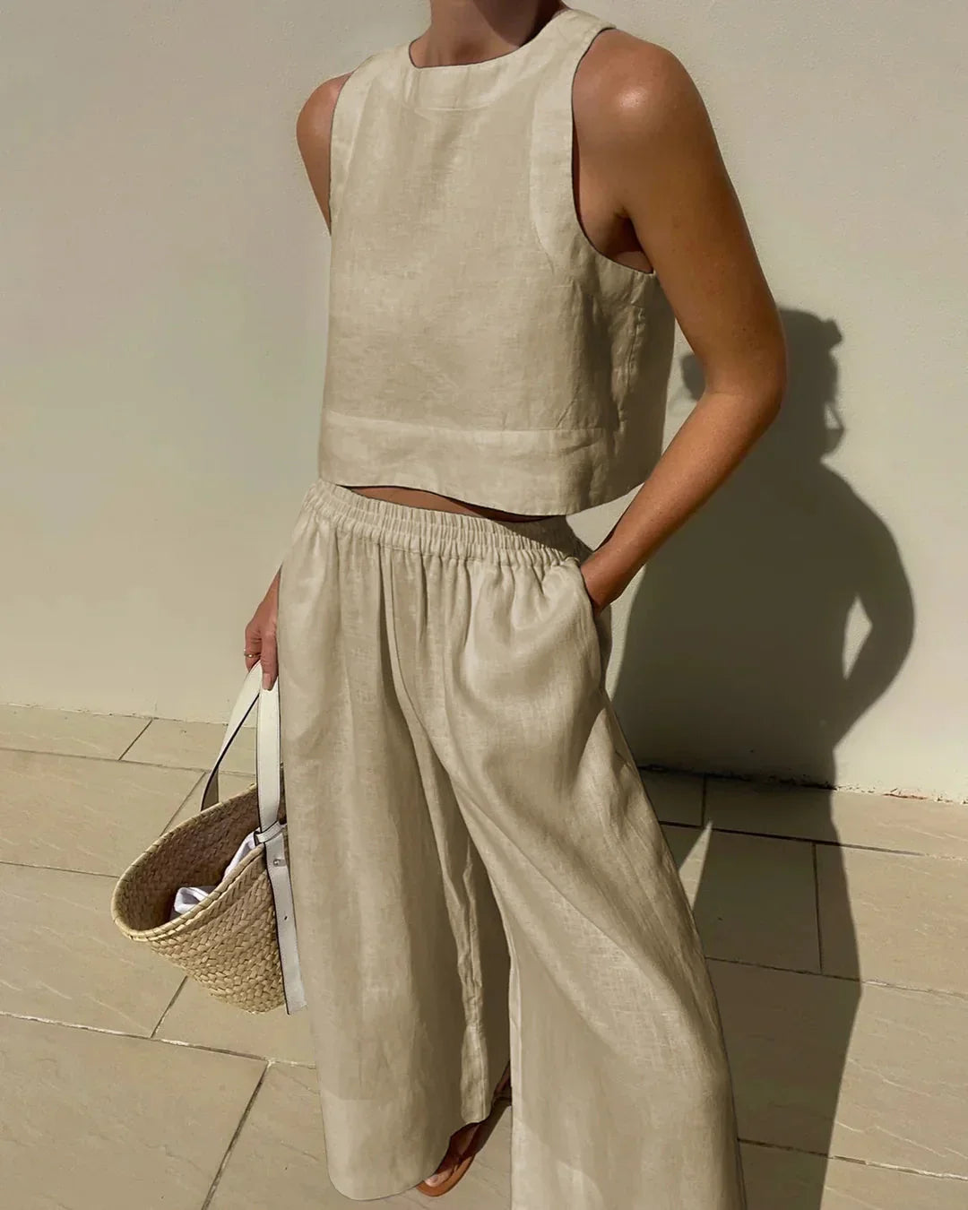 Karina | Casual Sleeveless Capri Trousers Set