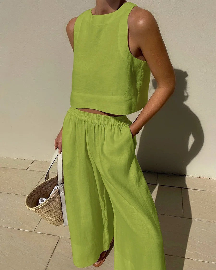 Karina | Casual Sleeveless Capri Trousers Set