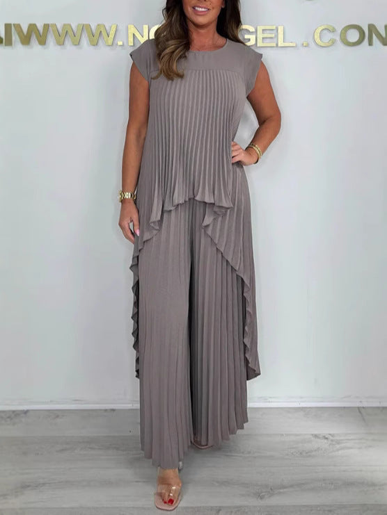 Aveline | Sophisticated Short Sleeve Wide Set