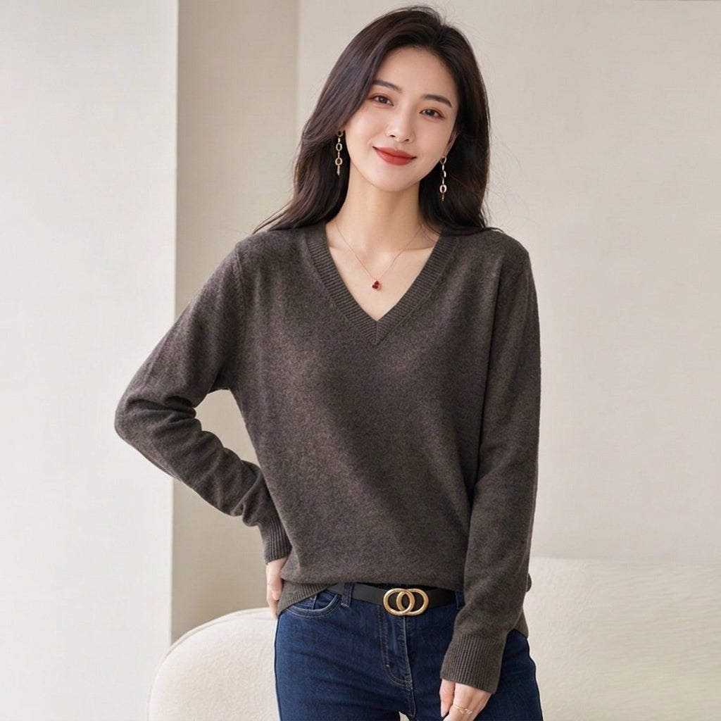Selene | Soft V-Neck Jumper