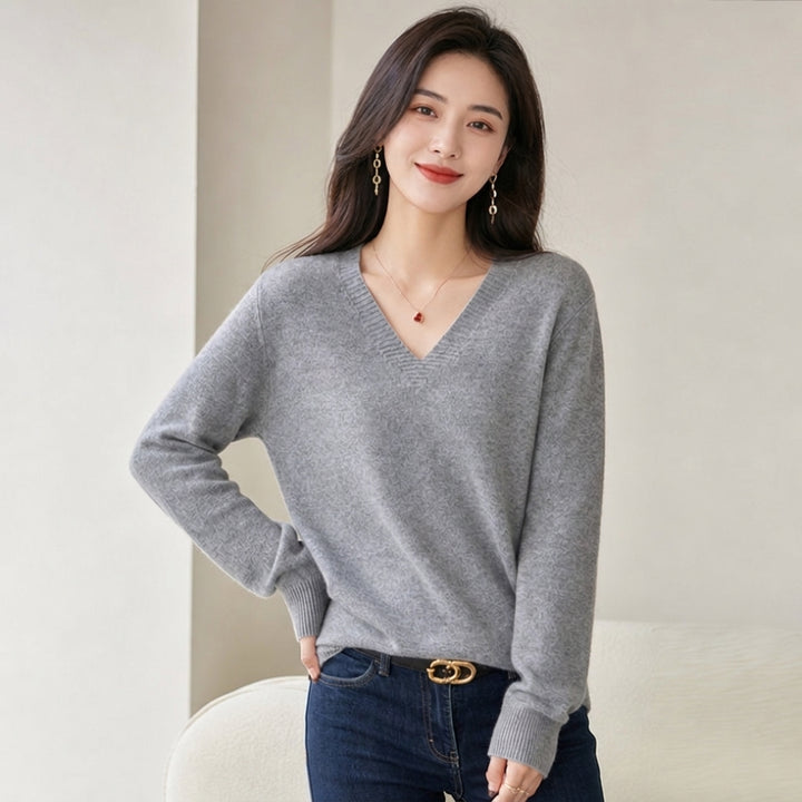 Selene | Soft V-Neck Jumper