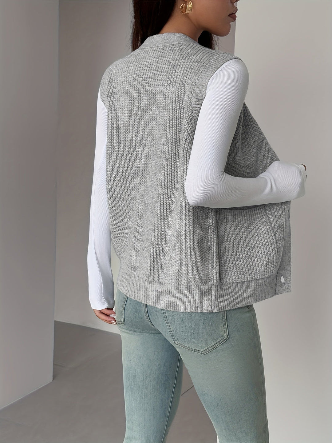 Miriam | Buttoned V-Neck Knit Vest