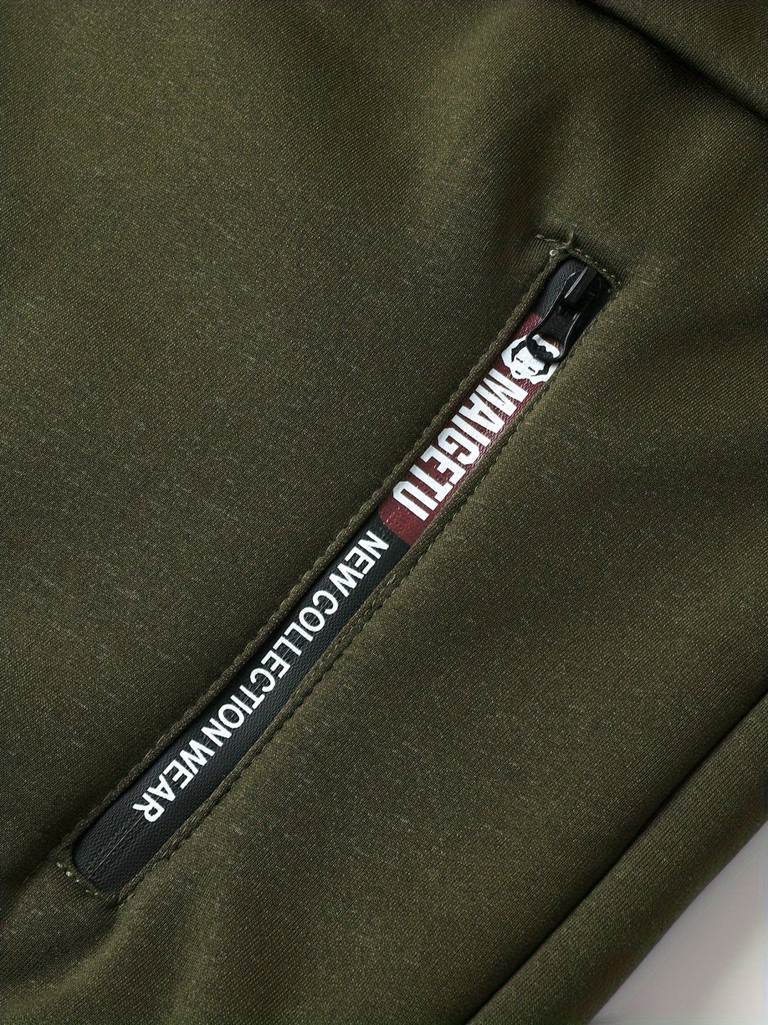Russell | Cozy Hooded Zip-Up Jacket