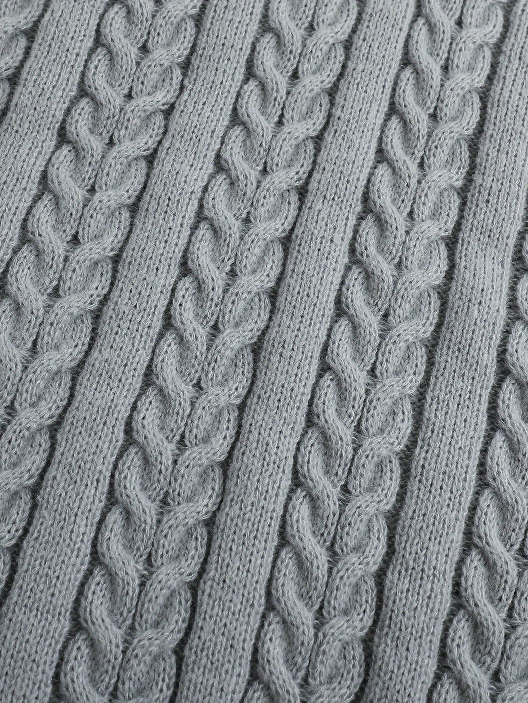 Gideon | Cable-Knit V-Neck Jumper Vest