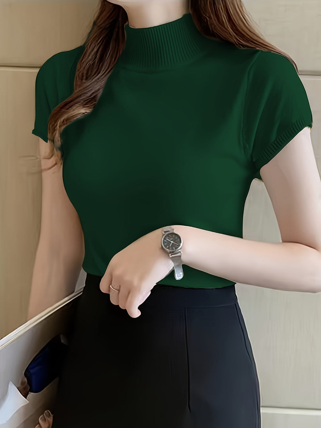 Della | Refined Mock-Neck Top