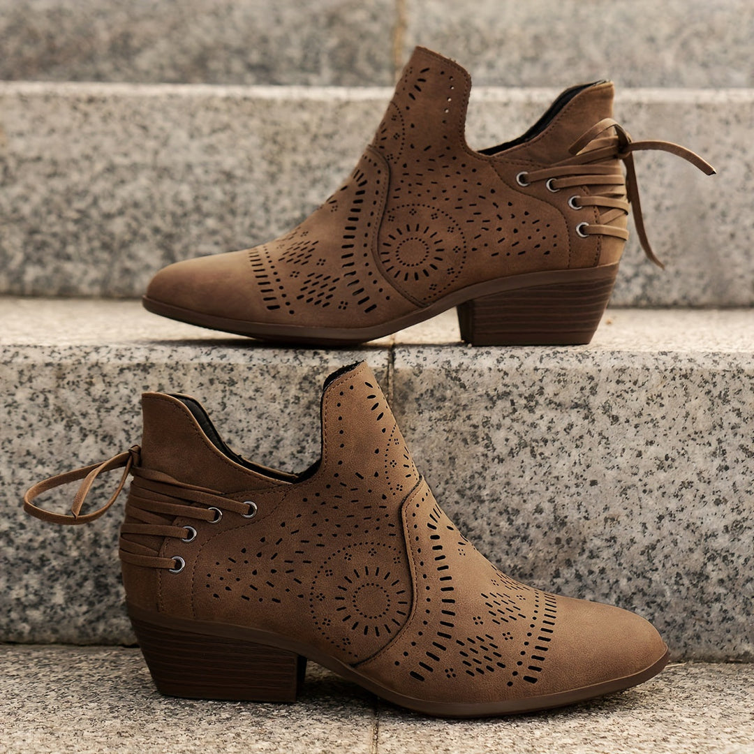 Delia | Cutout Detail Ankle Boots