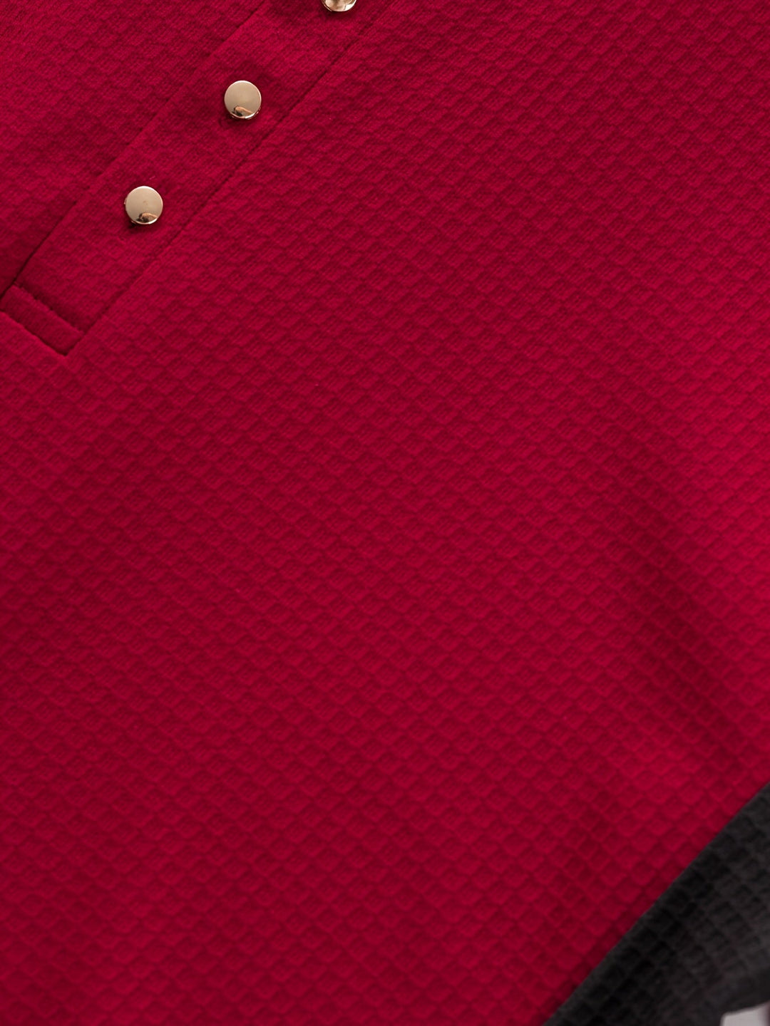 Curtis | Textured Long-Sleeve Henley
