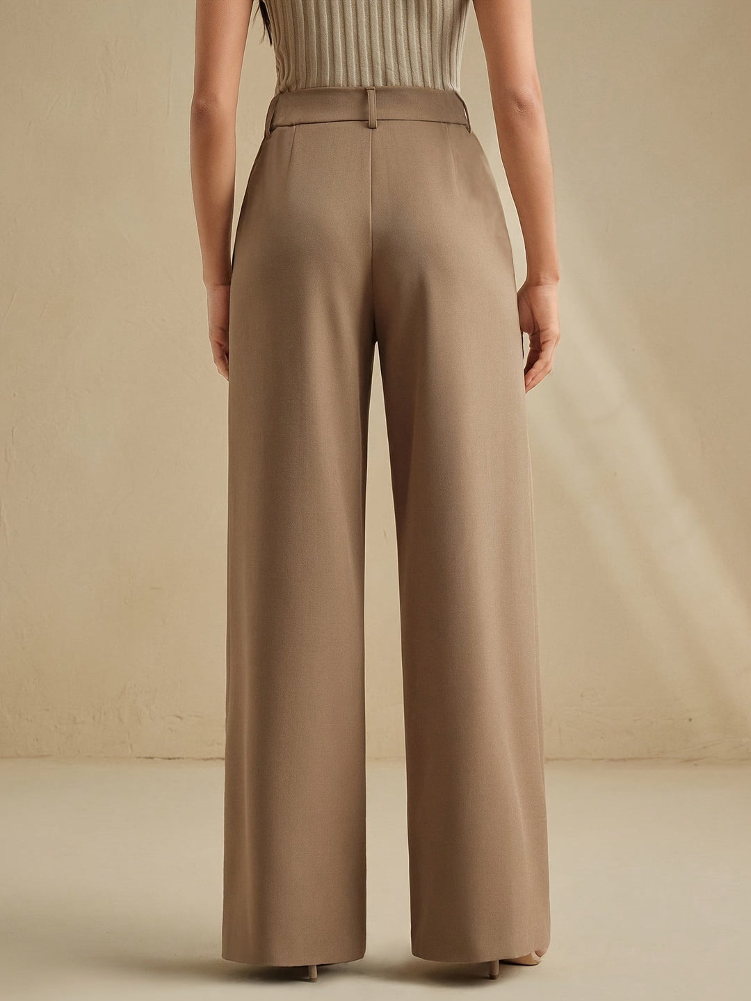 Marlowe | Pleated Wide-Leg Trousers