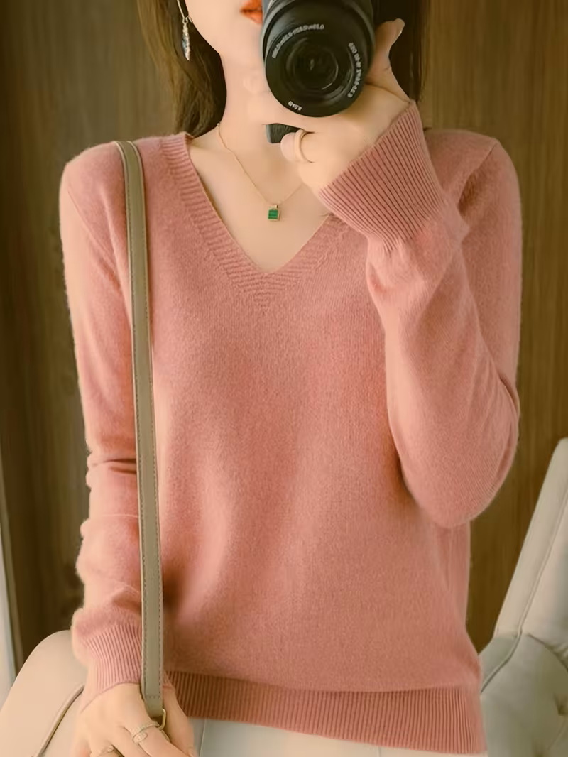 Selene | Soft V-Neck Jumper