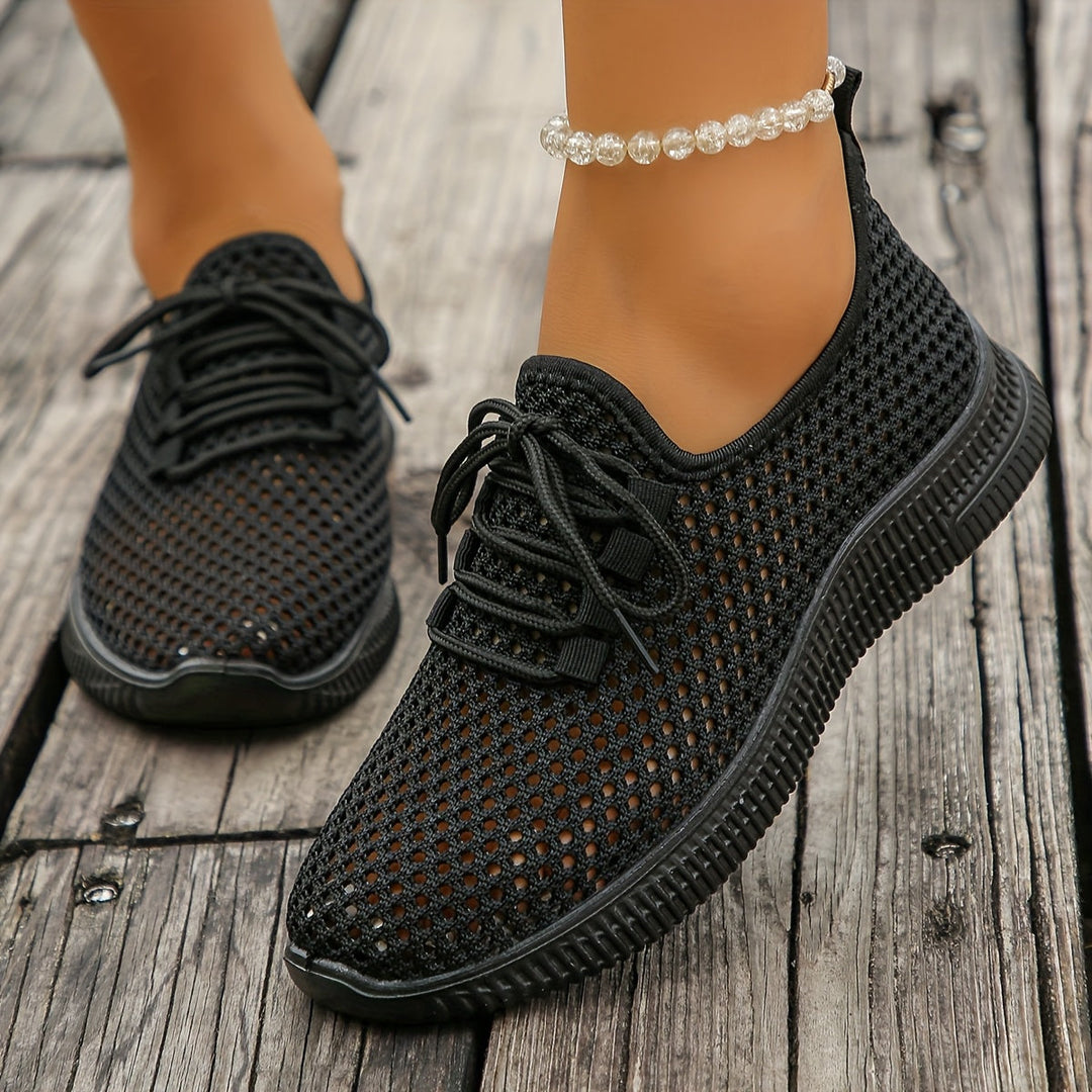 Marina | Airy Lace-Up Sneakers