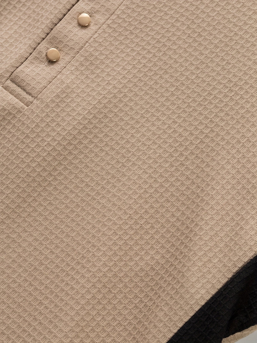 Curtis | Textured Long-Sleeve Henley