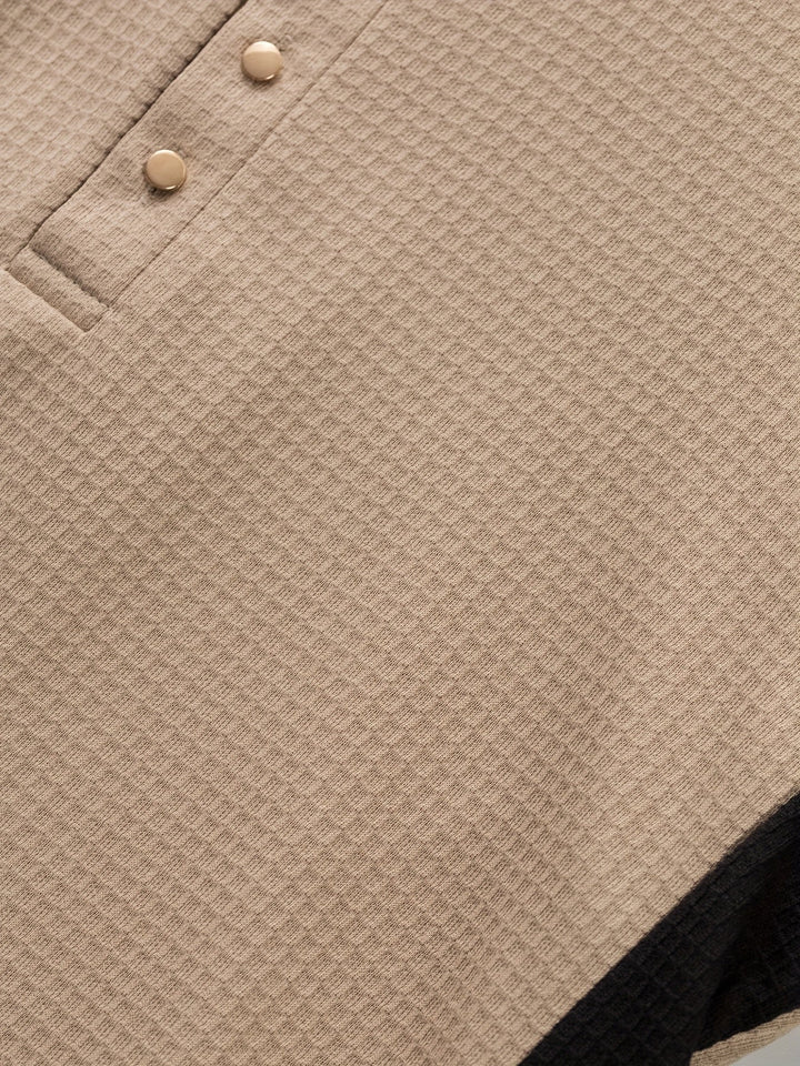 Curtis | Textured Long-Sleeve Henley