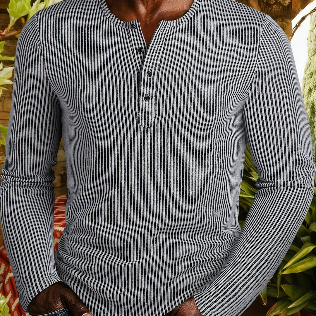 Griffin | Textured Ribbed Henley Shirt