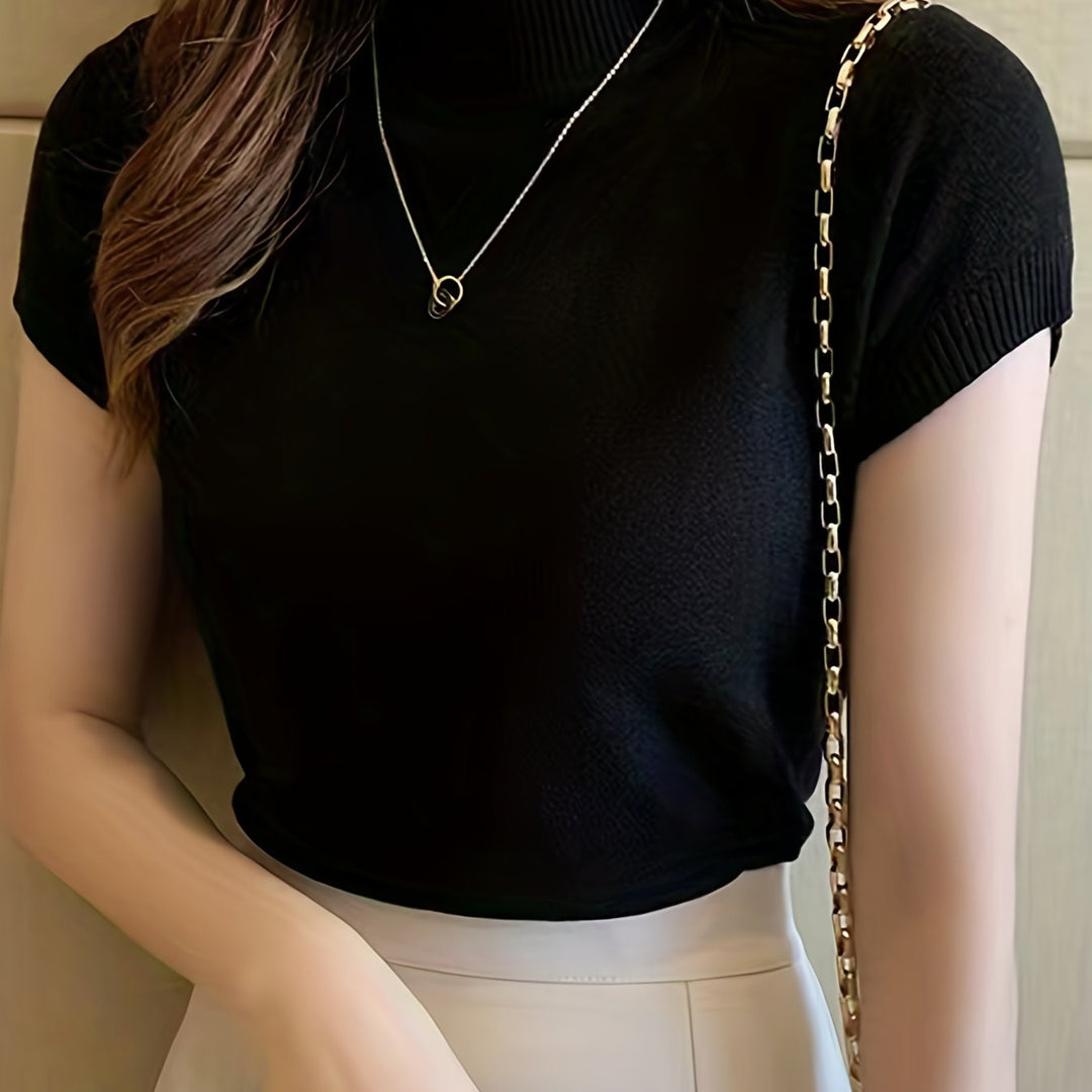 Della | Refined Mock-Neck Top