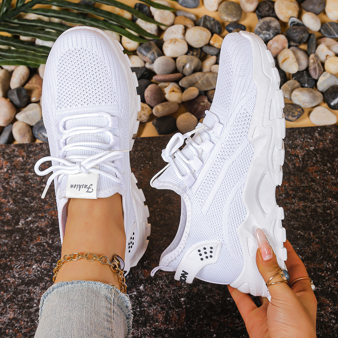 Meredith | Everyday Comfort Sneakers